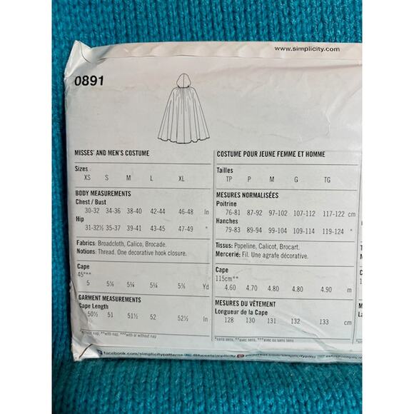 Simplicity 0891 cape pattern - Picture 4 of 4
